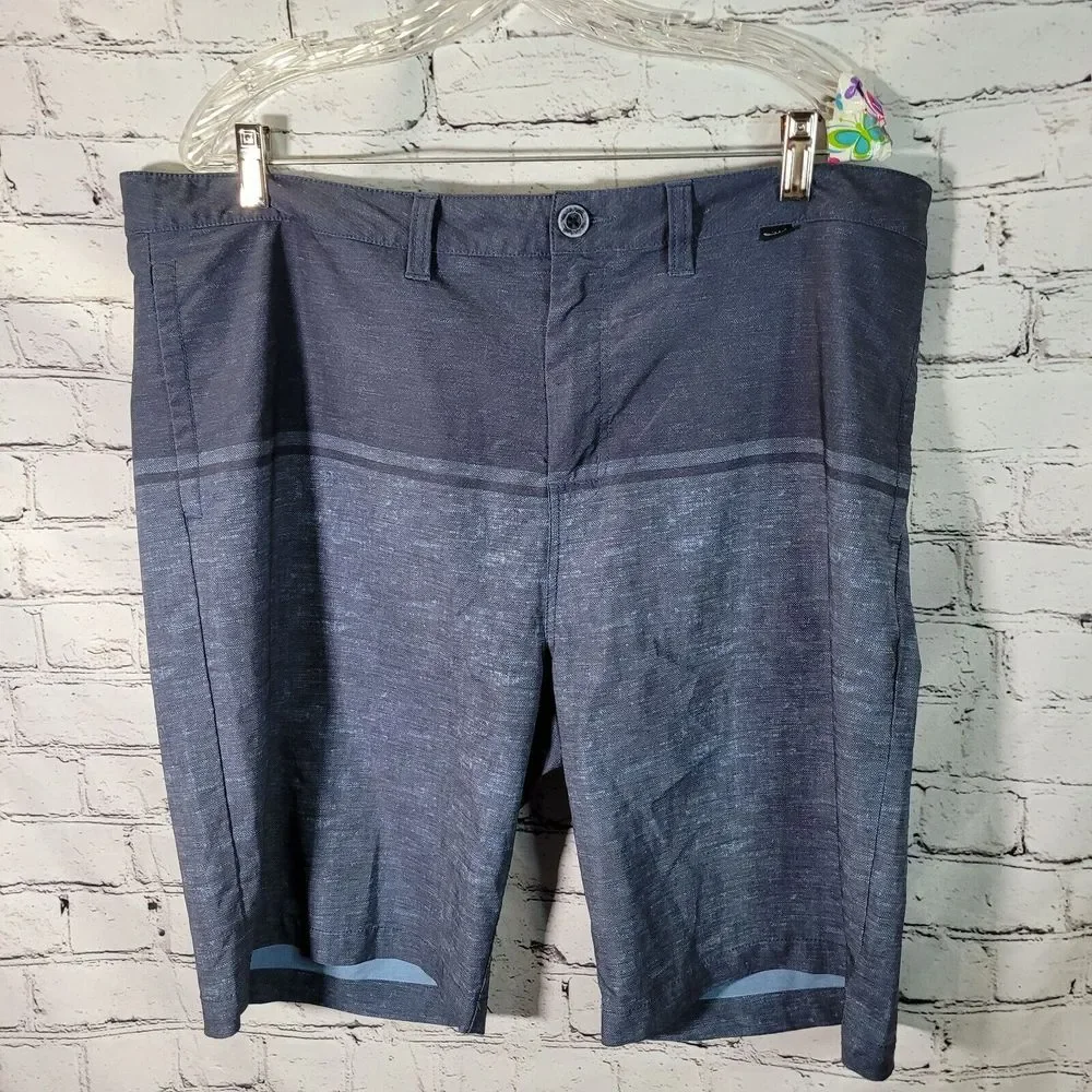TravisMathew Hybrid Shorts Mens 40 Navy Blue Excellent Stretch‎ Golf 75832-00